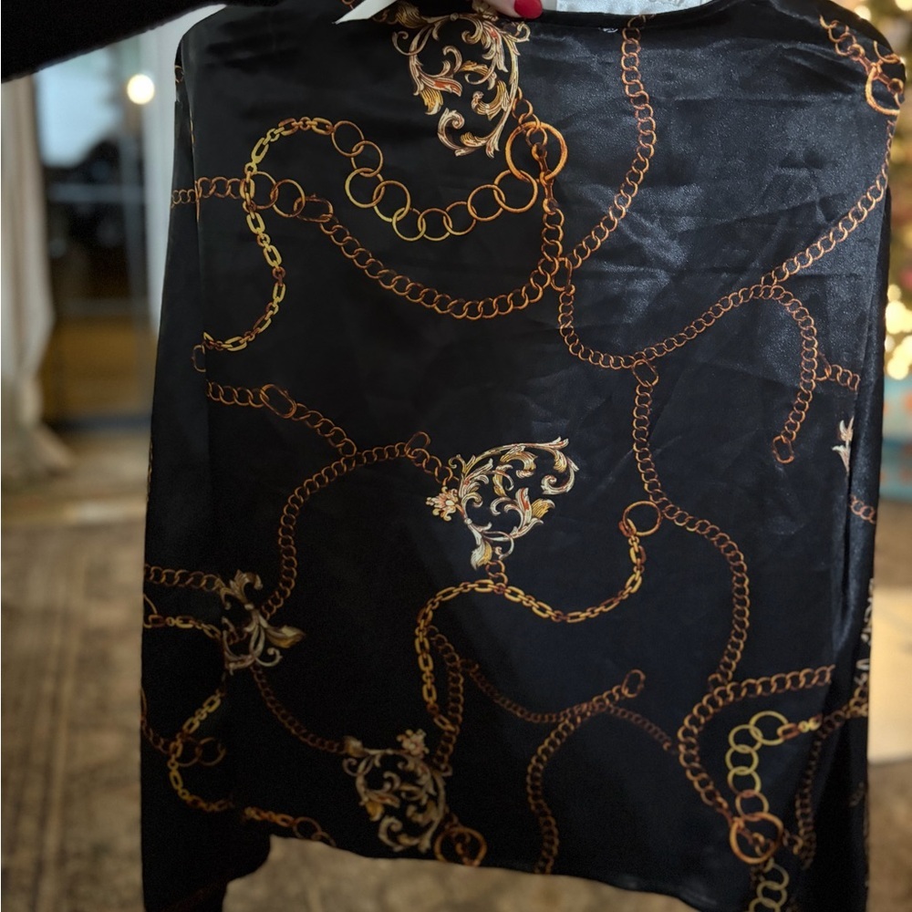 Buddy Love Black and Gold Chain Blouse - Picture 6 of 9